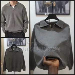 Collar Sweat Shirt