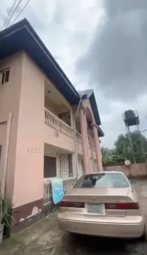 4bdrm Block of Flats in Psychiatric Hospital, Port-Harcourt for sale