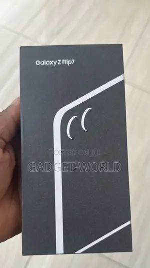 New Samsung Galaxy Z Flip7 256 GB Black