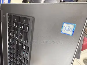 Laptop Dell Precision 7740 16GB Intel Core i5 SSD 256GB