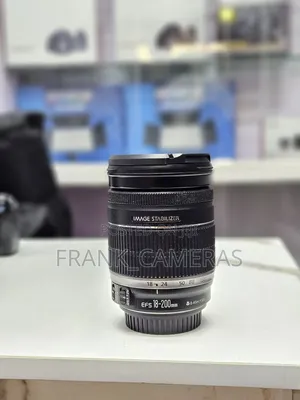 Canon 18-200mm