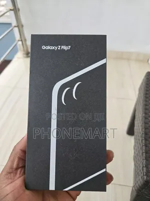 New Samsung Galaxy Z Flip7 256 GB Black