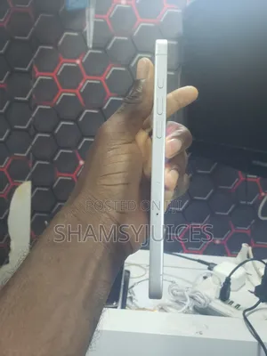 Apple iPhone 16 Plus 128 GB White