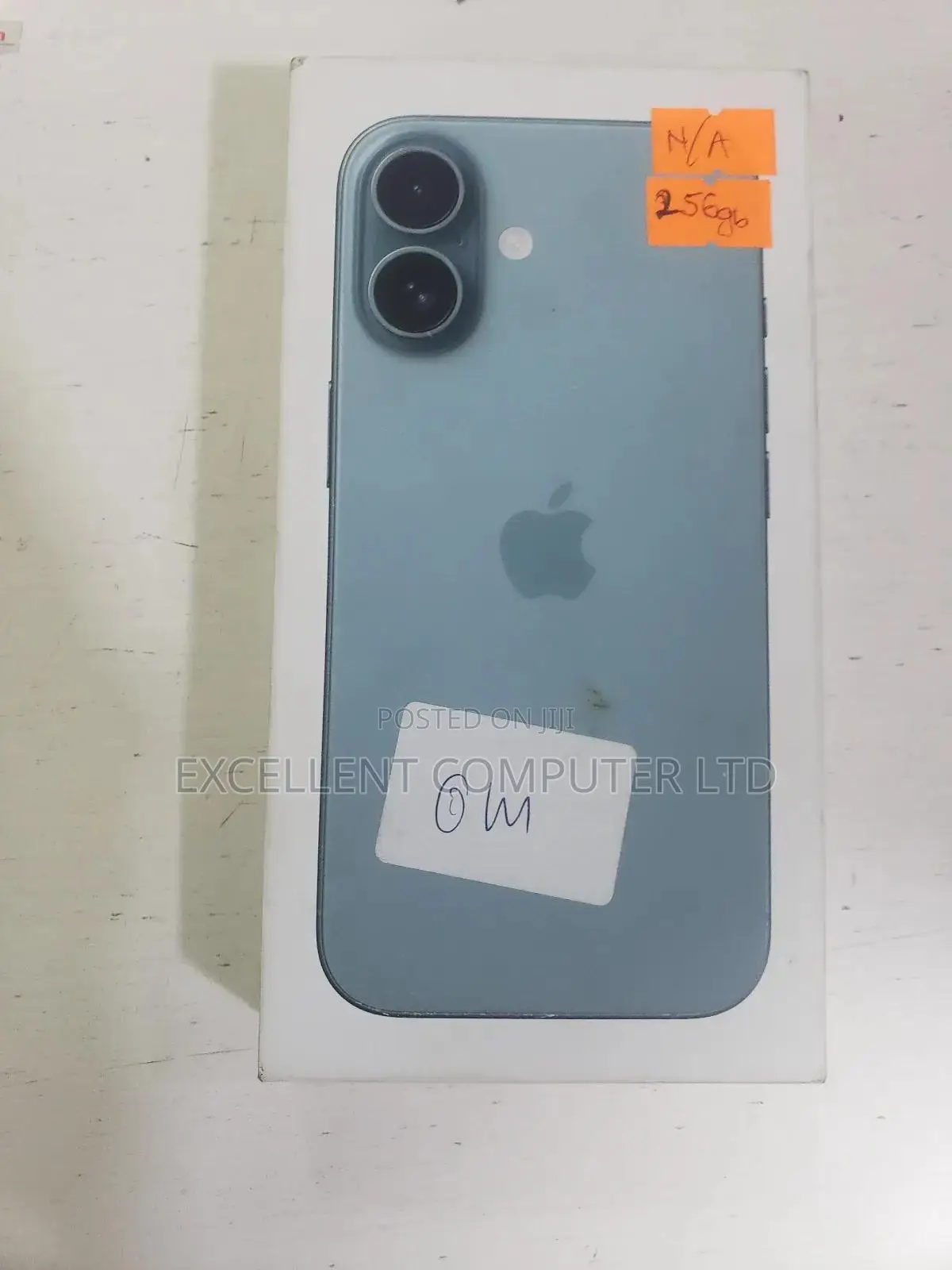 New Apple iPhone 16 256 GB Blue