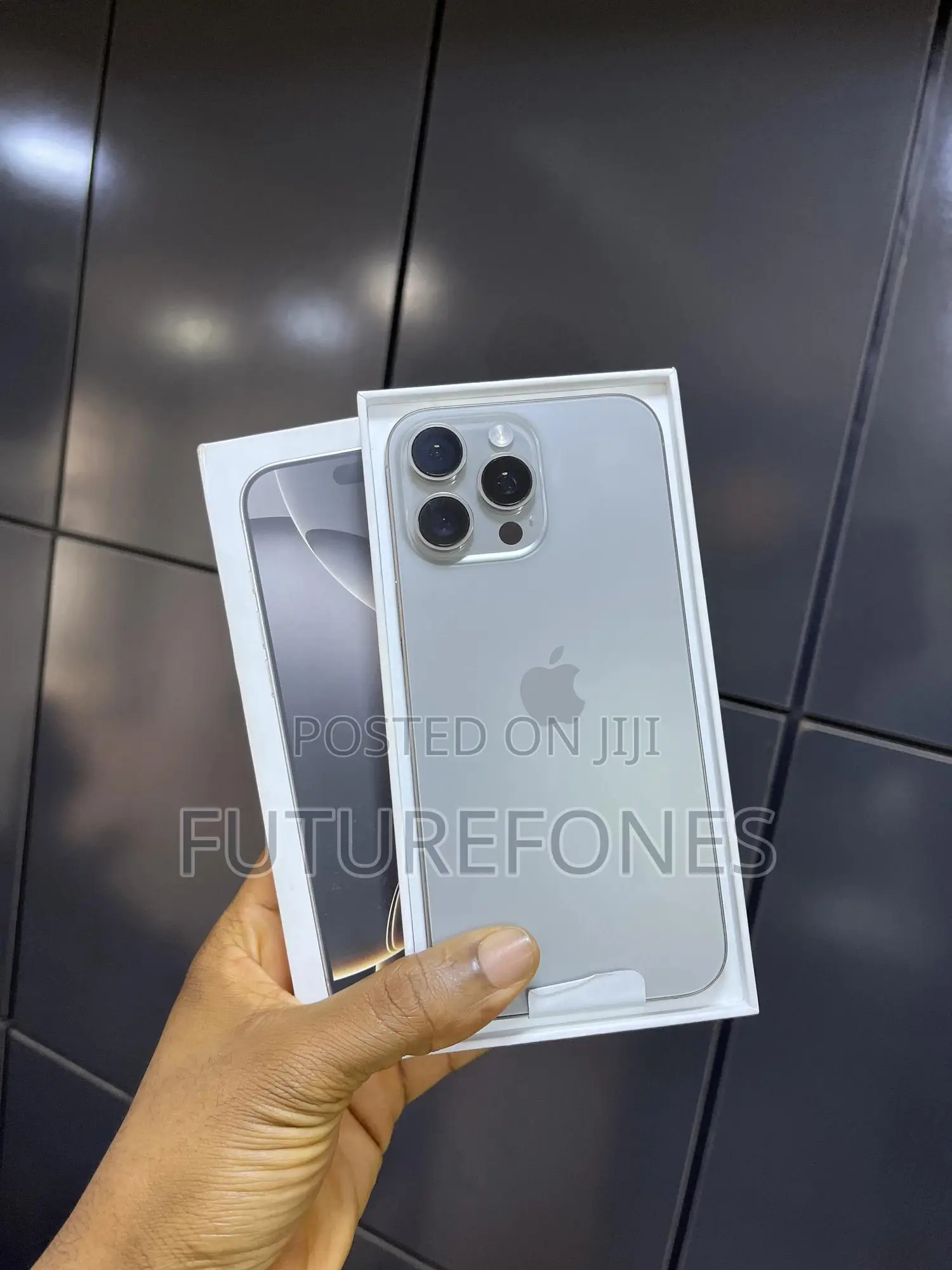 Apple iPhone 16 Pro Max 256 GB Silver