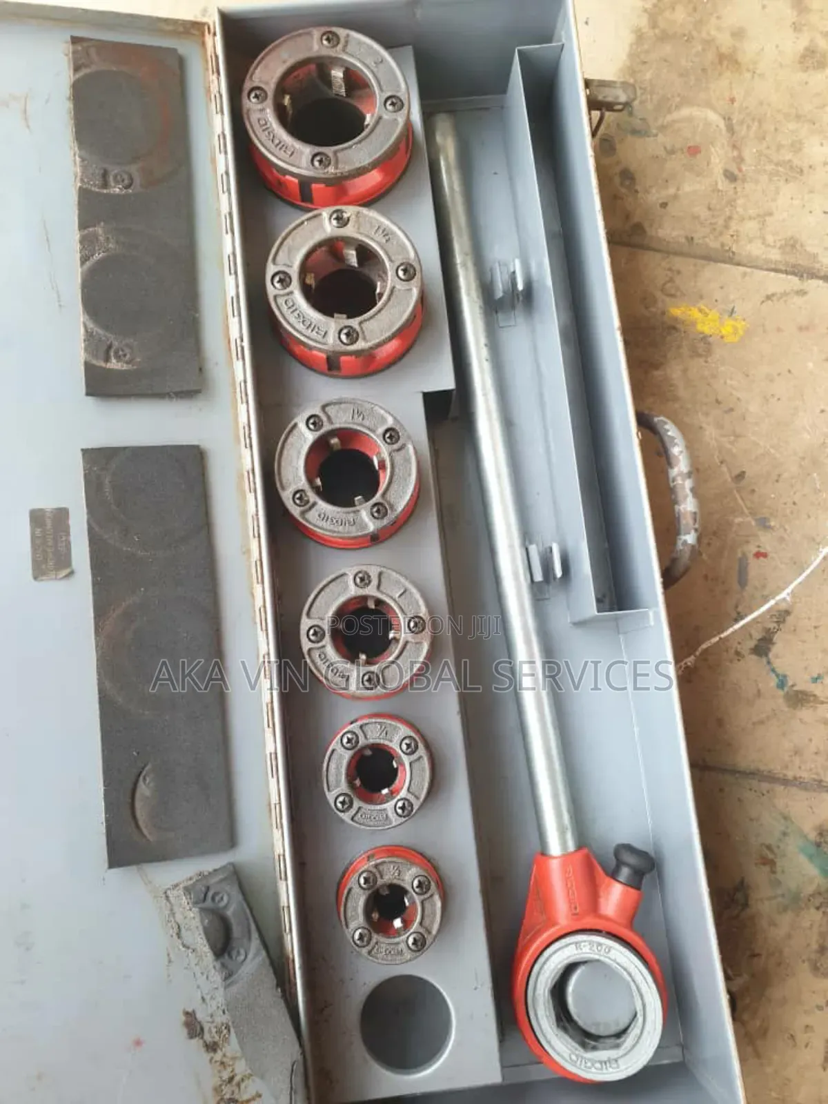 Ridgid Pipe Threader 36475 12r Die Set 1/2" - 2" With Case