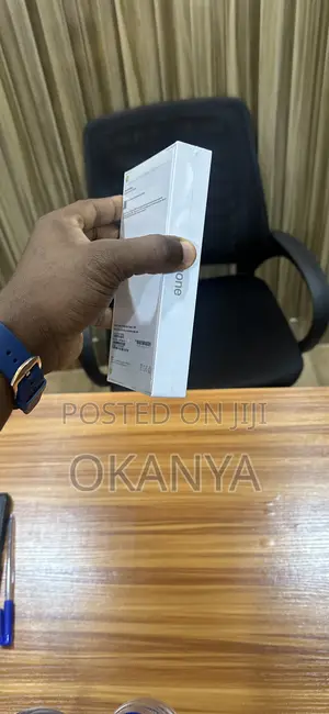 New Apple iPhone 15 Pro Max 256 GB