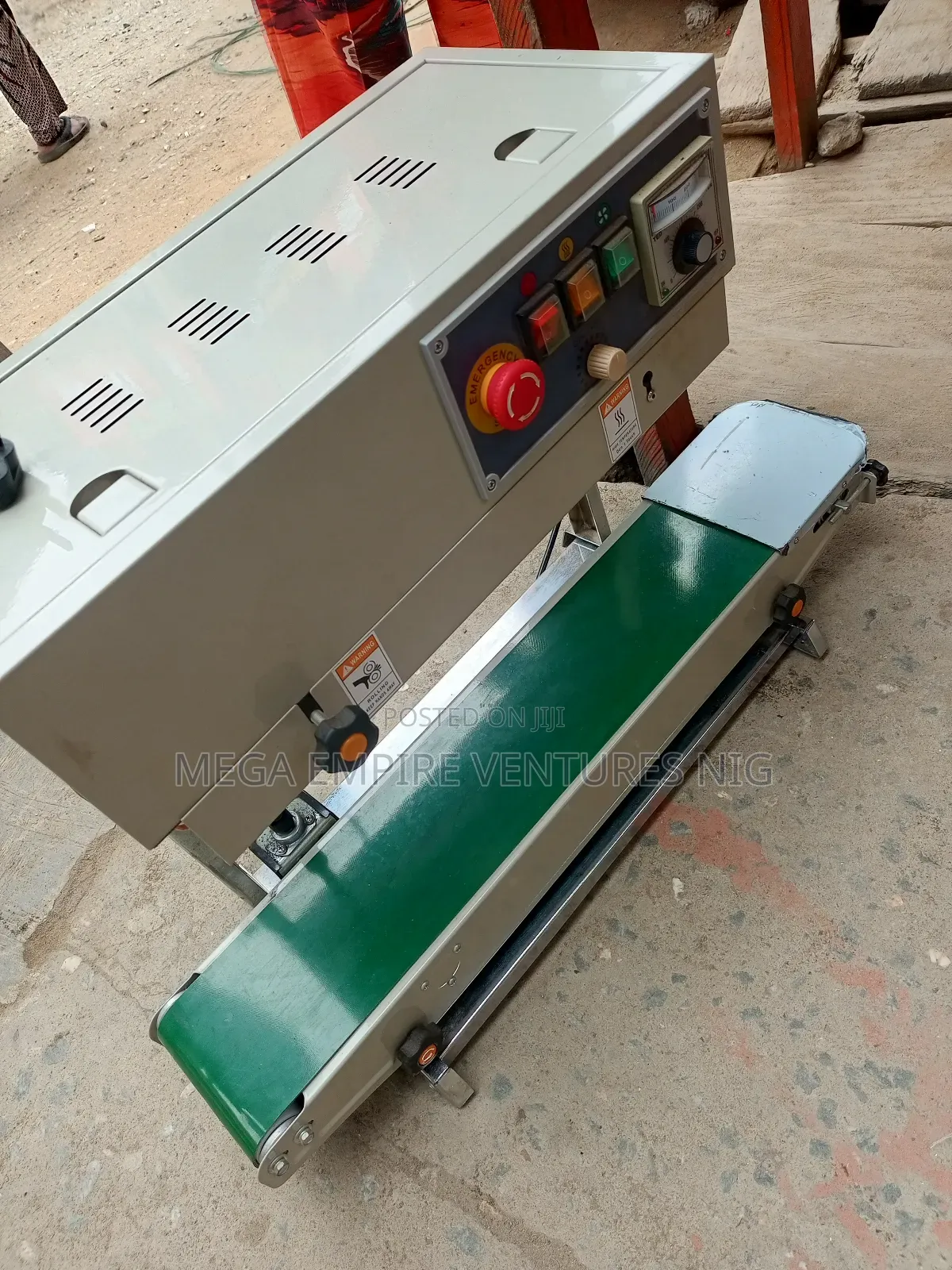 Sealing Machine