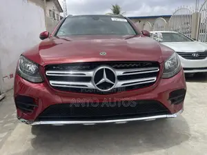 Mercedes-Benz GLC-Class 2018 Red