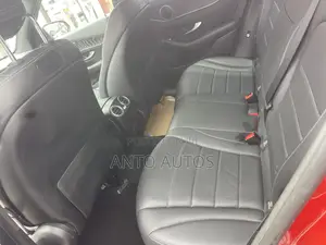 Mercedes-Benz GLC-Class 2018 Red