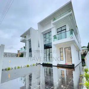 5bdrm Duplex in Chevron for sale