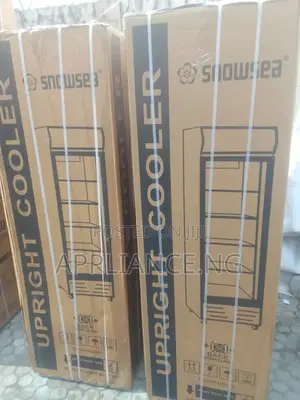 Snowsea Upright Chiller