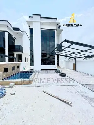 5bdrm Duplex in Lekki for sale