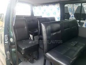Toyota HiAce 2004 Green