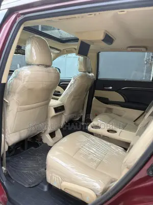 Toyota Highlander Limited 4dr SUV AWD (3.5L 6cyl 6A) 2014 Burgundy