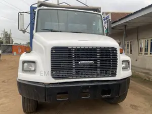 Freight-Liner Truck