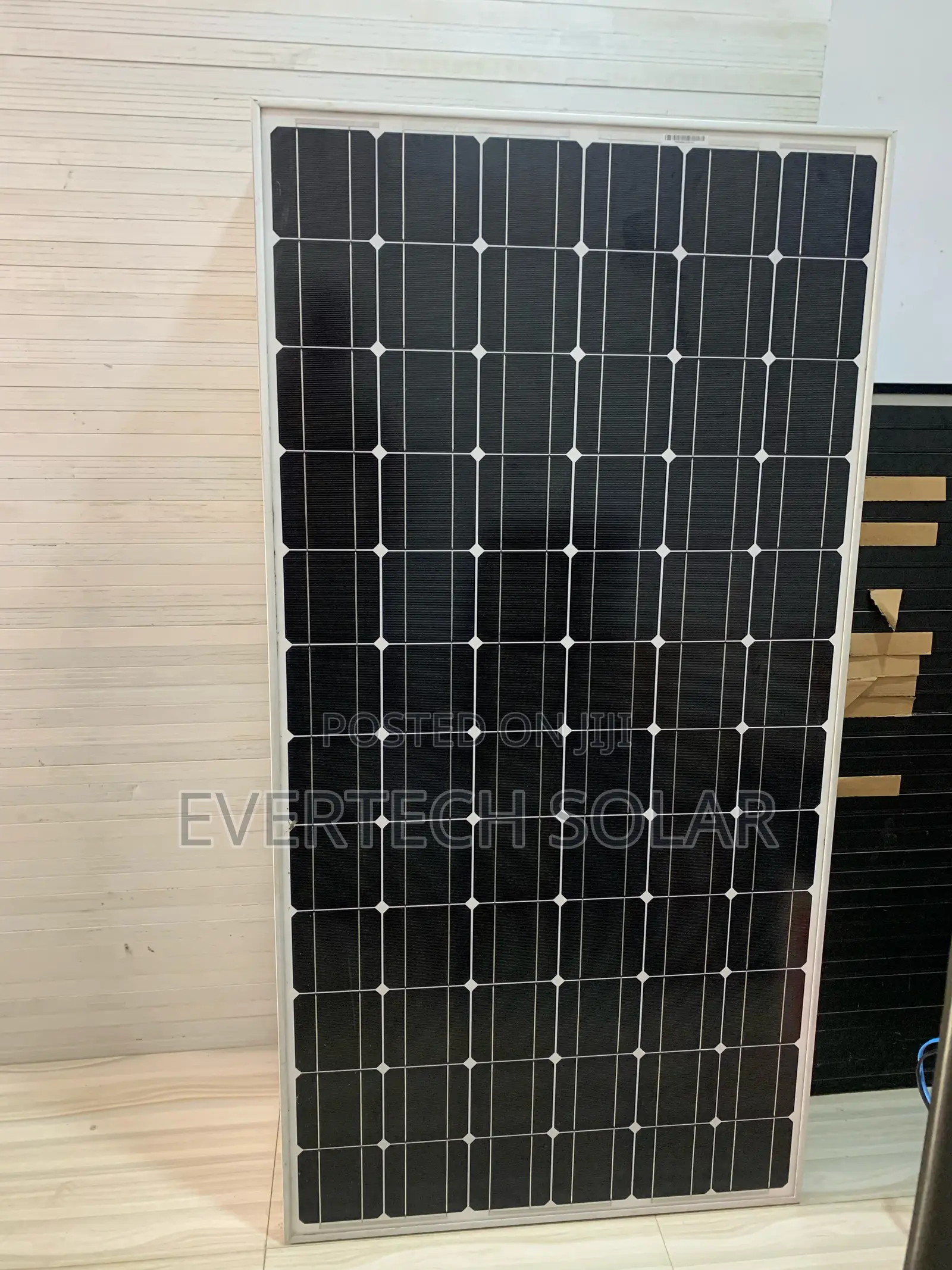 300 Watts Canadian Mono Panel With Quality Performance