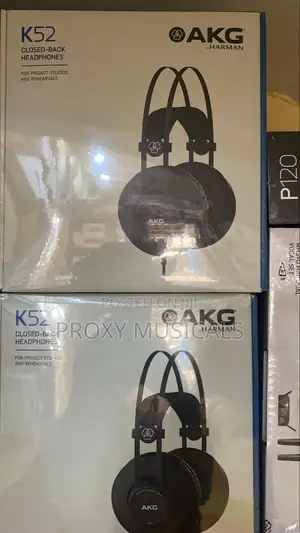 Akg Closed-Back Studio Headphones