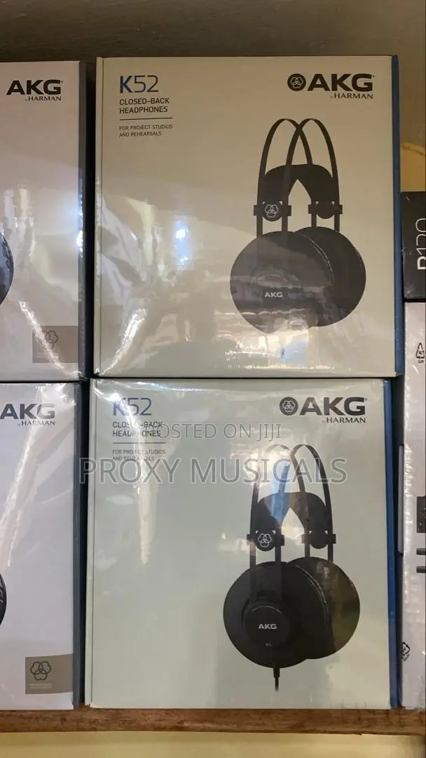 Akg Closed-Back Studio Headphones