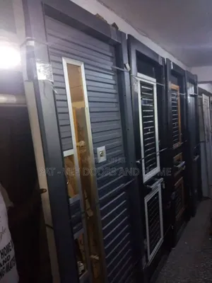 Photo - 4ft Extra Height Luxury Door