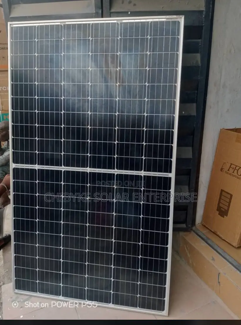450watts Jinko Solar Panel Silver Frame Halfcut