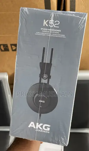 Akg Closed-Back Studio Headphones