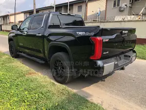 Toyota Tundra Limited Double Cab 6.5' Bed 2023 Black