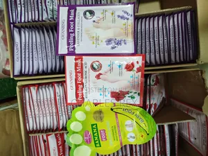 Photo - Peeling Foot Mask