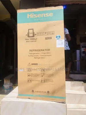 New Hisense Side by Side Refrigerator With Water Dispenser