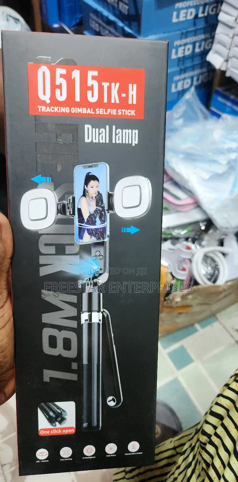 Q515tk-H Tracking Gimbal Selfie Stick.