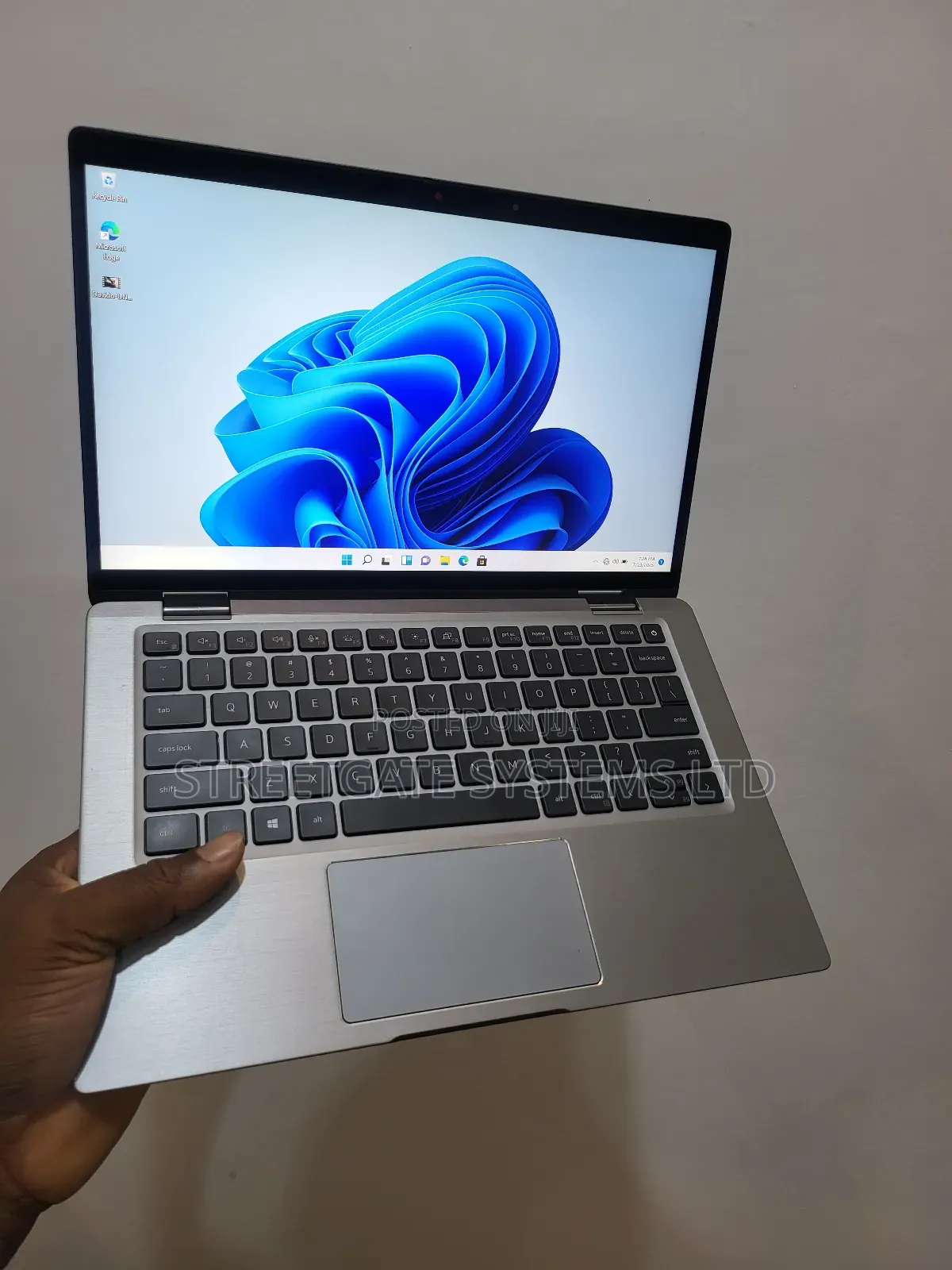 Laptop Dell Latitude 7320 16GB Intel Core I7 SSD 512GB