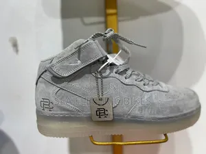 Photo - Nike Air Force 1'07