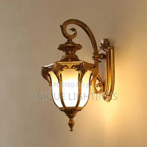 Outdoor Wall Light