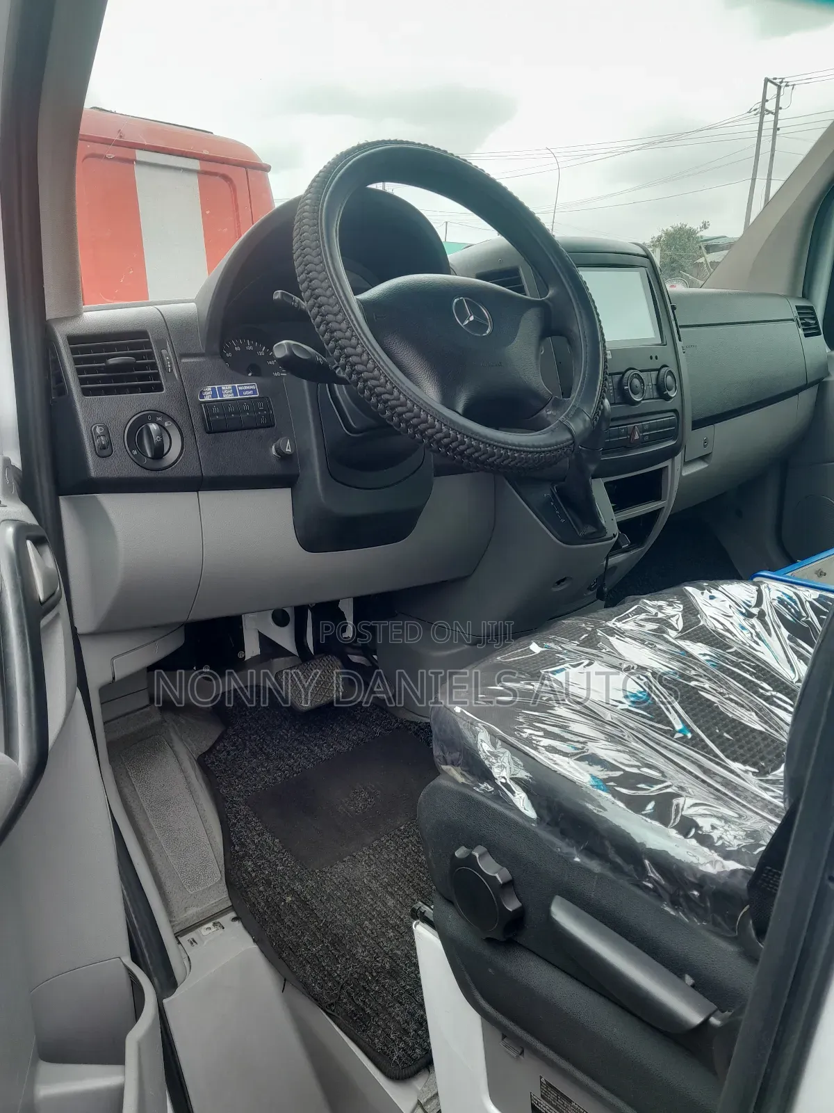 Mercedes-Benz Sprinter 2010 White