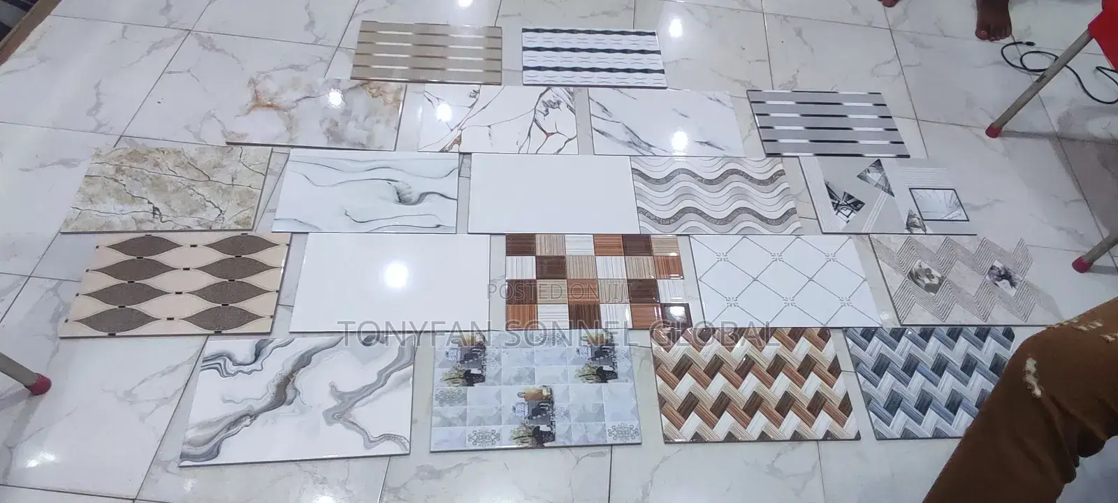 10 X16 Wall Tiles