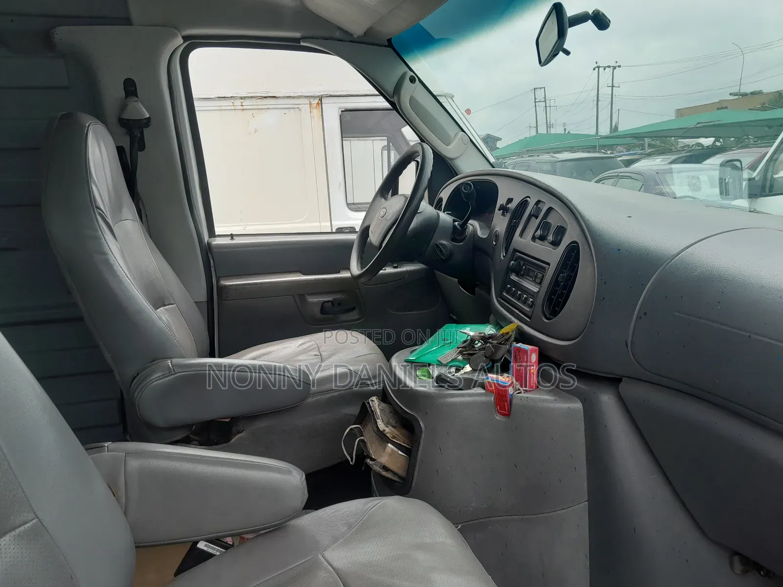 Ford E250 2005 White