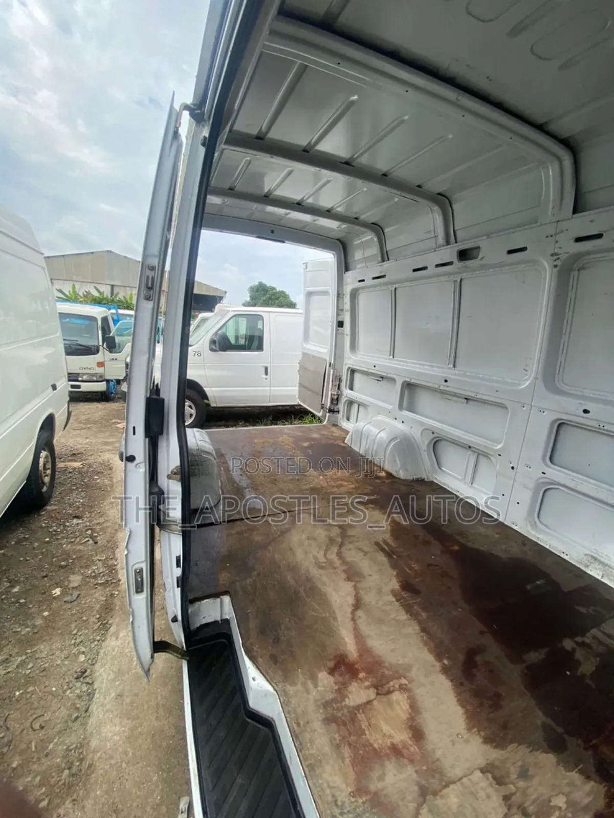 Mercedes-Benz Sprinter 2010 White
