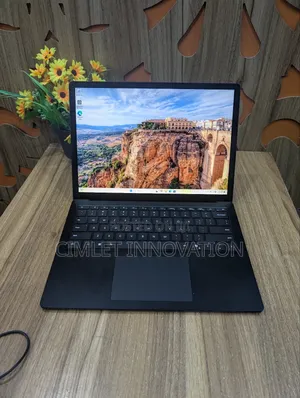 Laptop Microsoft Surface Laptop 5 32GB Intel Core i7 SSD 1T