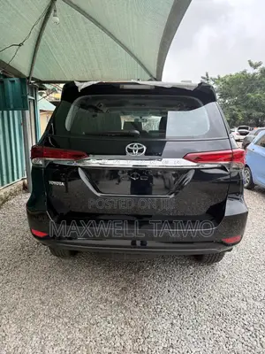 New Toyota Fortuner 2025 Black