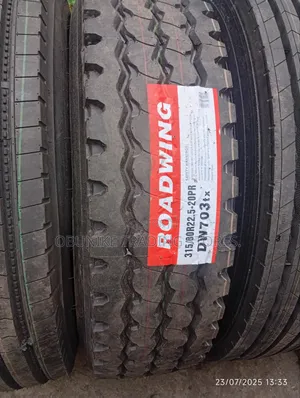 315/80r22.5 Roadwing Tyre