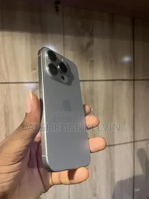 Apple iPhone 15 Pro 128 GB Silver