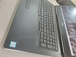 Laptop Dell Precision 7710 32GB Intel Xeon SSD 256GB