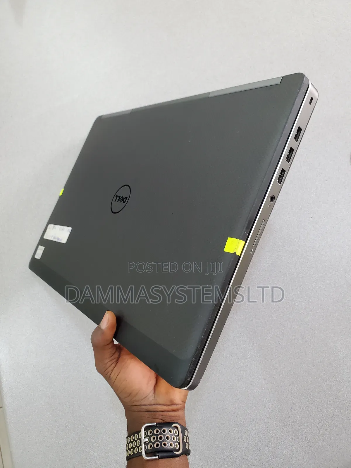 Laptop Dell Precision 7710 32GB Intel Xeon SSD 256GB