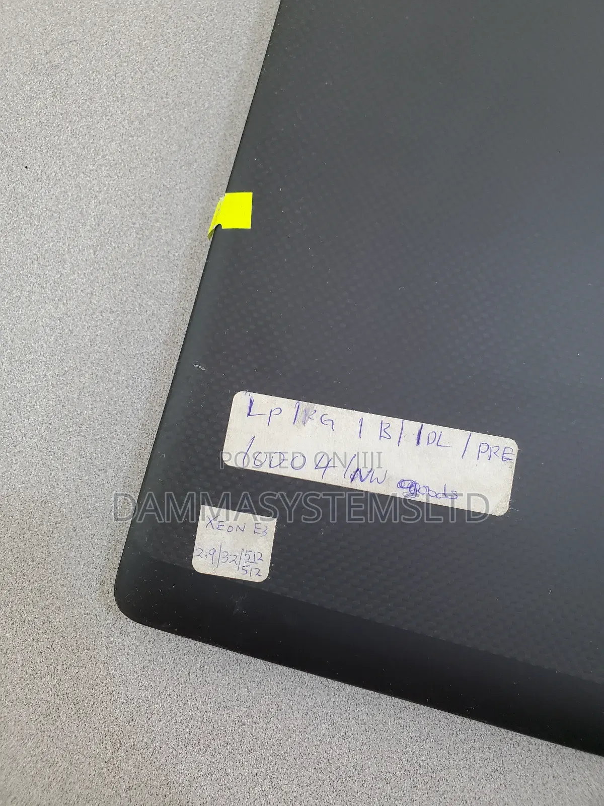 Laptop Dell Precision 7710 32GB Intel Xeon SSD 256GB