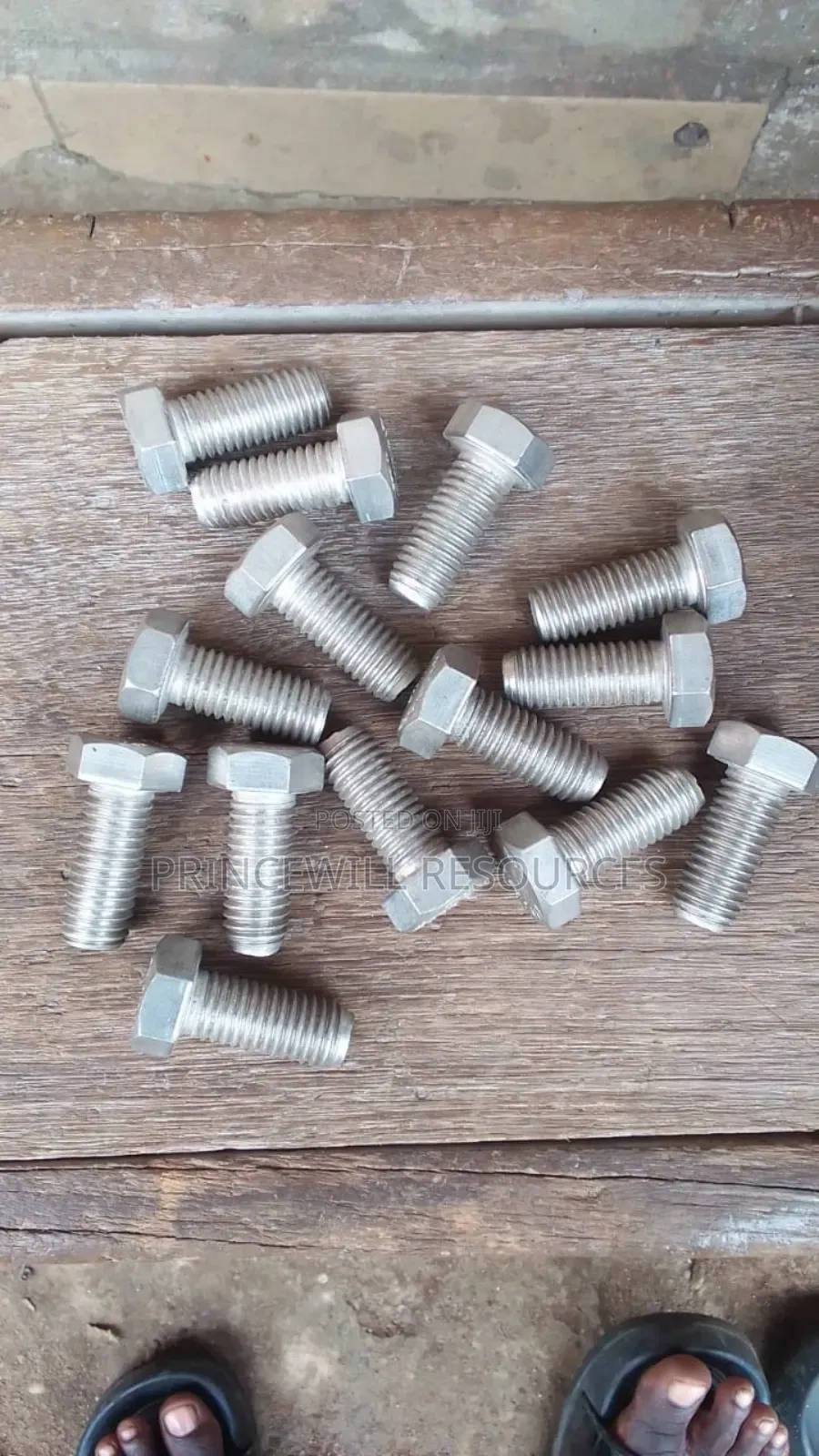 Bolts And Nut With Washers