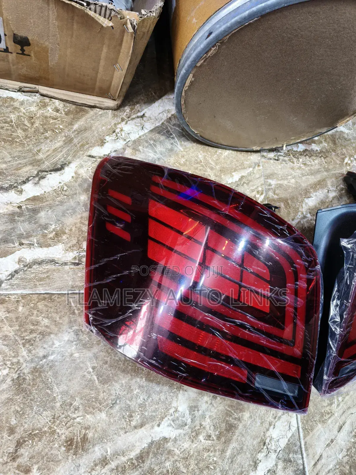 Glk 350 2014 Rear Light (Yahoo Type)