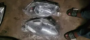 Headlight Yards 2008 Salon