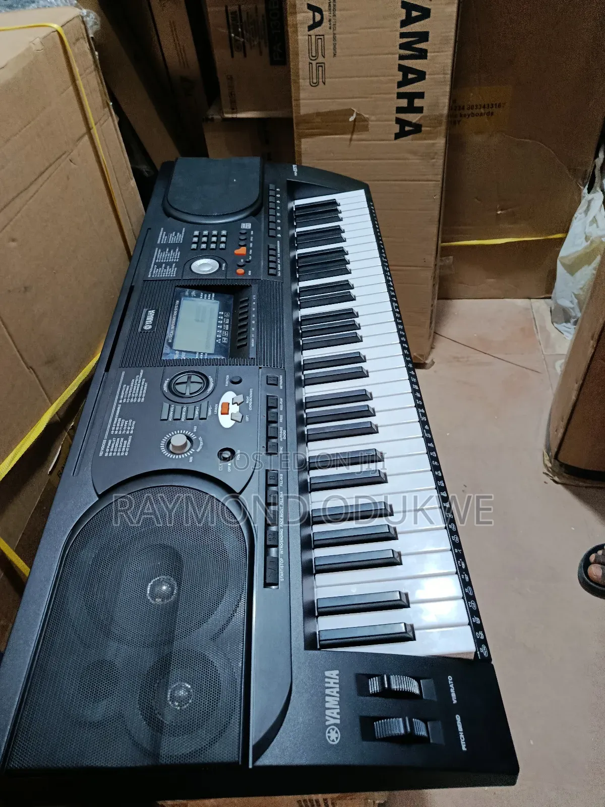 Yamaha PSR Keyboard Piano With Adapter