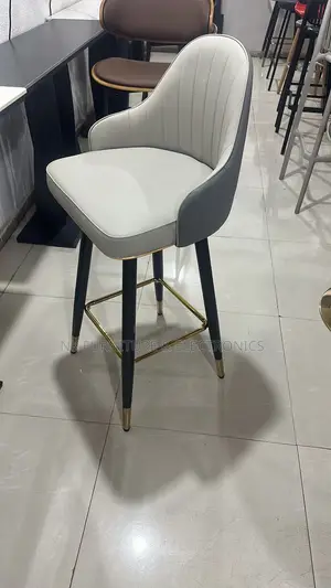 360 Rotate Bar Stools