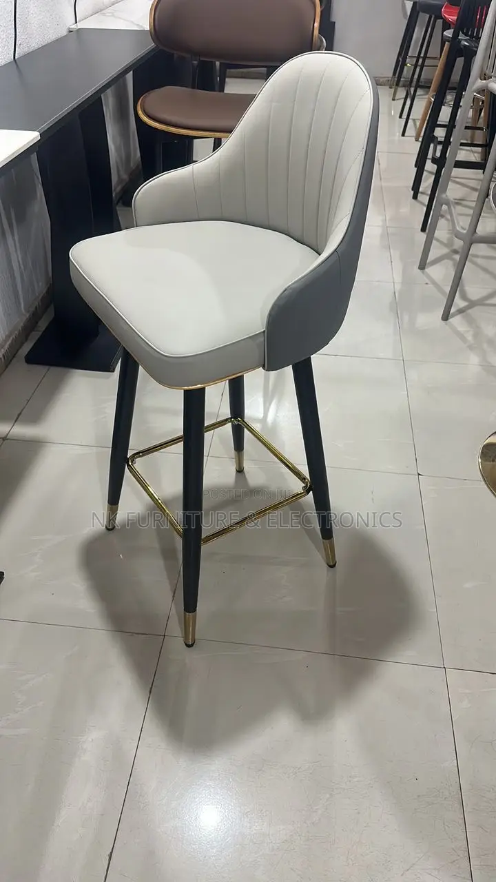 360 Rotate Bar Stools